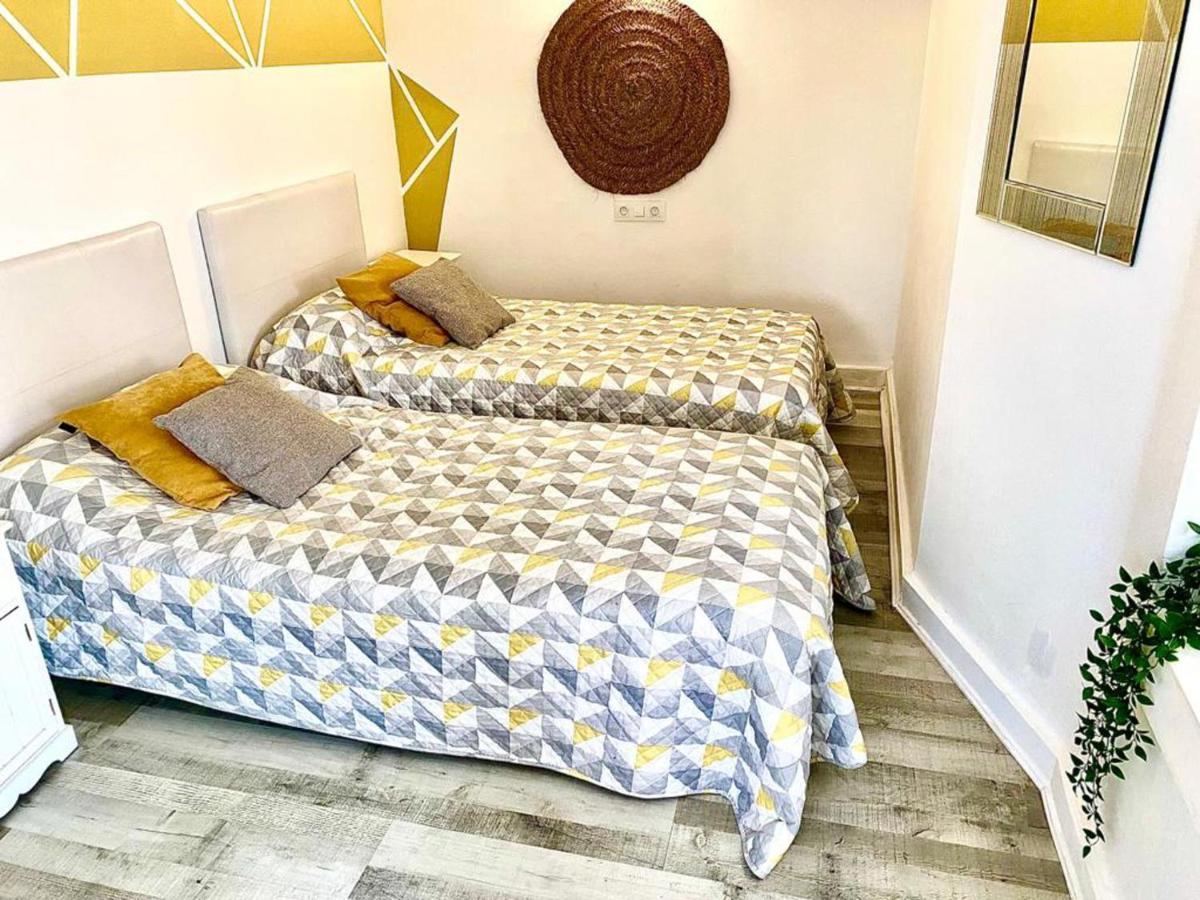 Lovely 2 Bed Apartment In อัลคาลาลี ภายนอก รูปภาพ